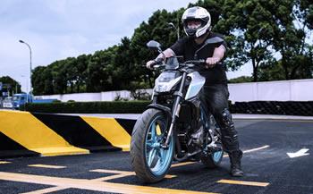 上海考摩托车驾校